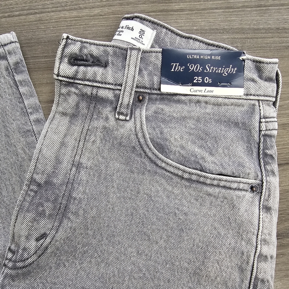 A&F Women’s 90s Straight High Rise in Washed Gray, Size 25/0s Curve Love NWT - Picture 2 of 6